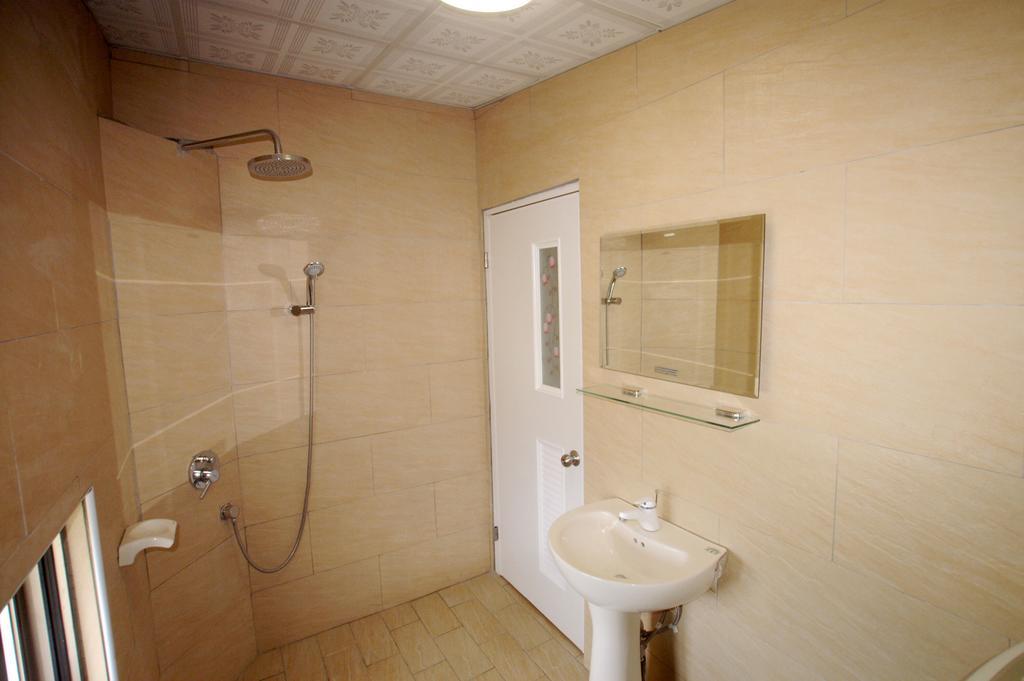 Red Crown Jacana B&B Taitung Exterior foto