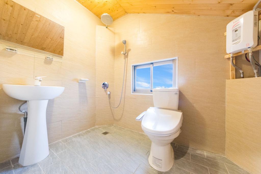 Red Crown Jacana B&B Taitung Exterior foto