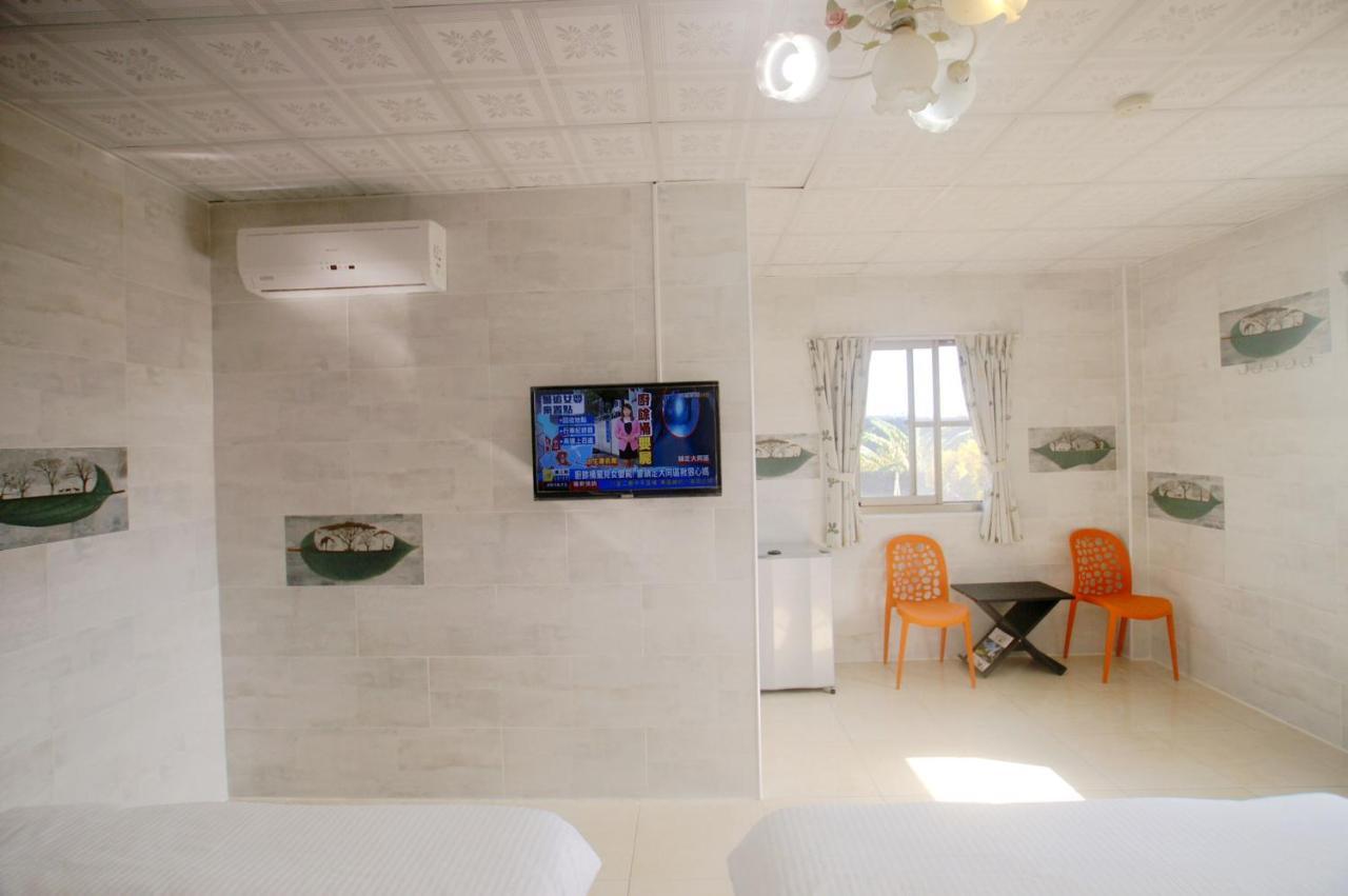 Red Crown Jacana B&B Taitung Exterior foto